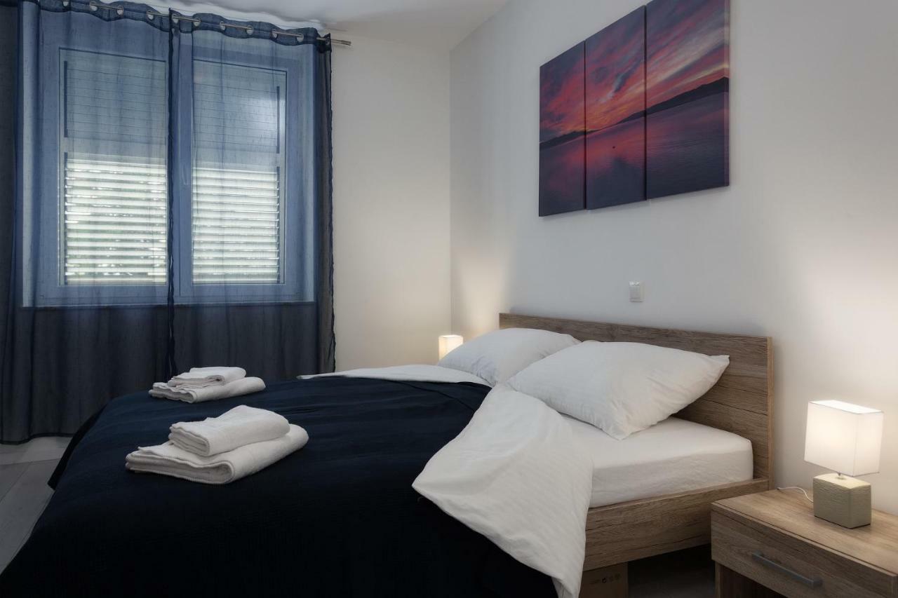 Apartman Bura Сен Екстериор снимка