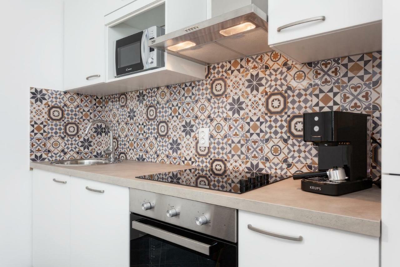 Apartman Bura Сен Екстериор снимка